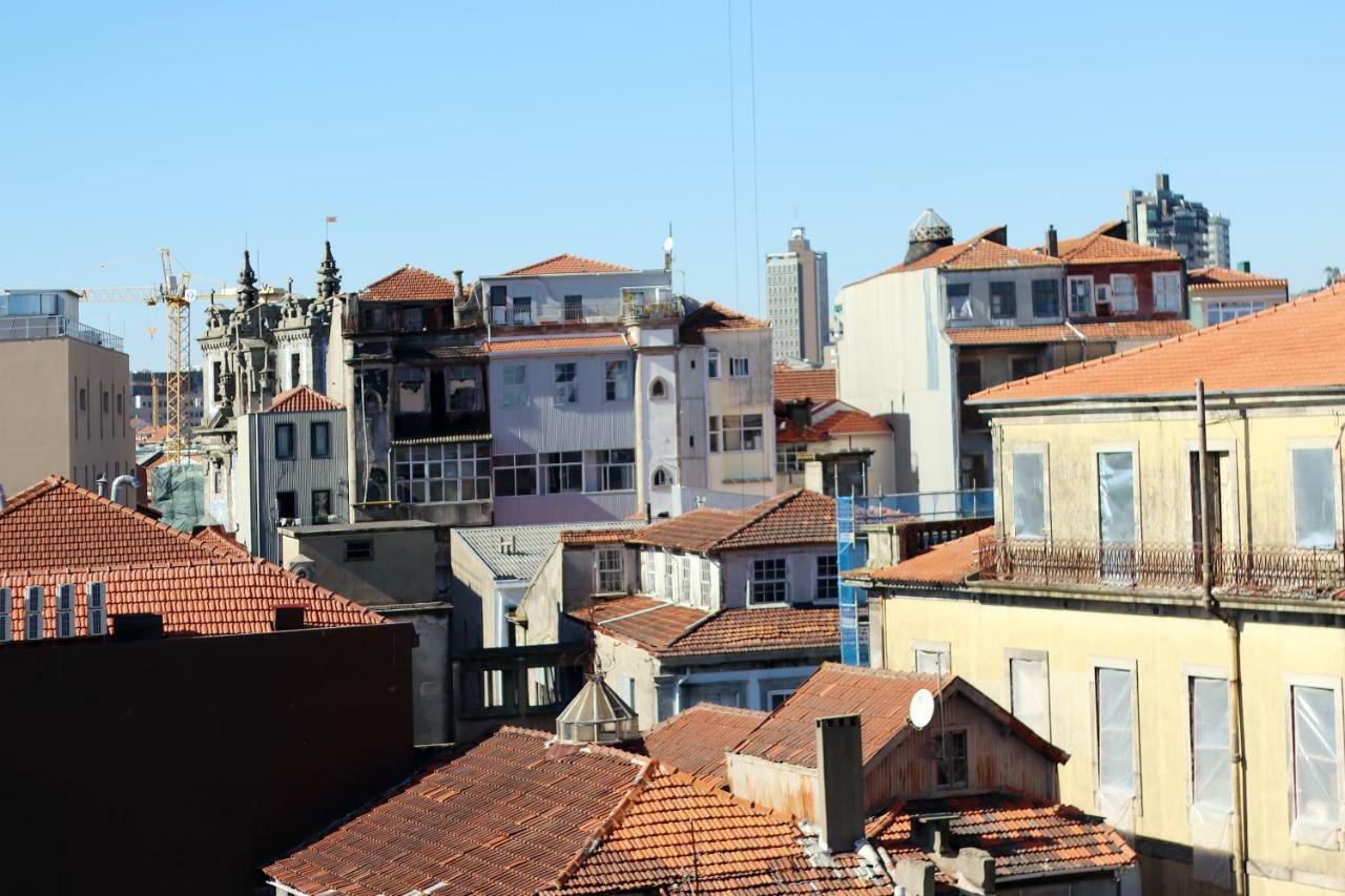 HM - Living Batalha Square 2 Apartment Porto Bagian luar foto